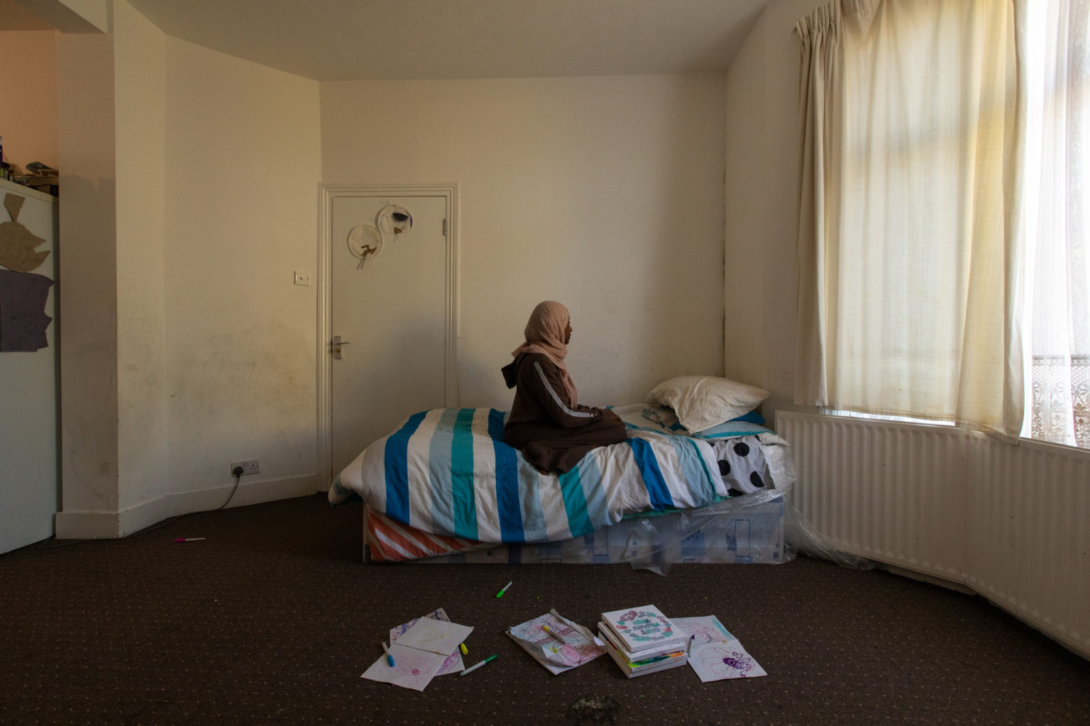 <em>2 METRES</em>: life under lockdown