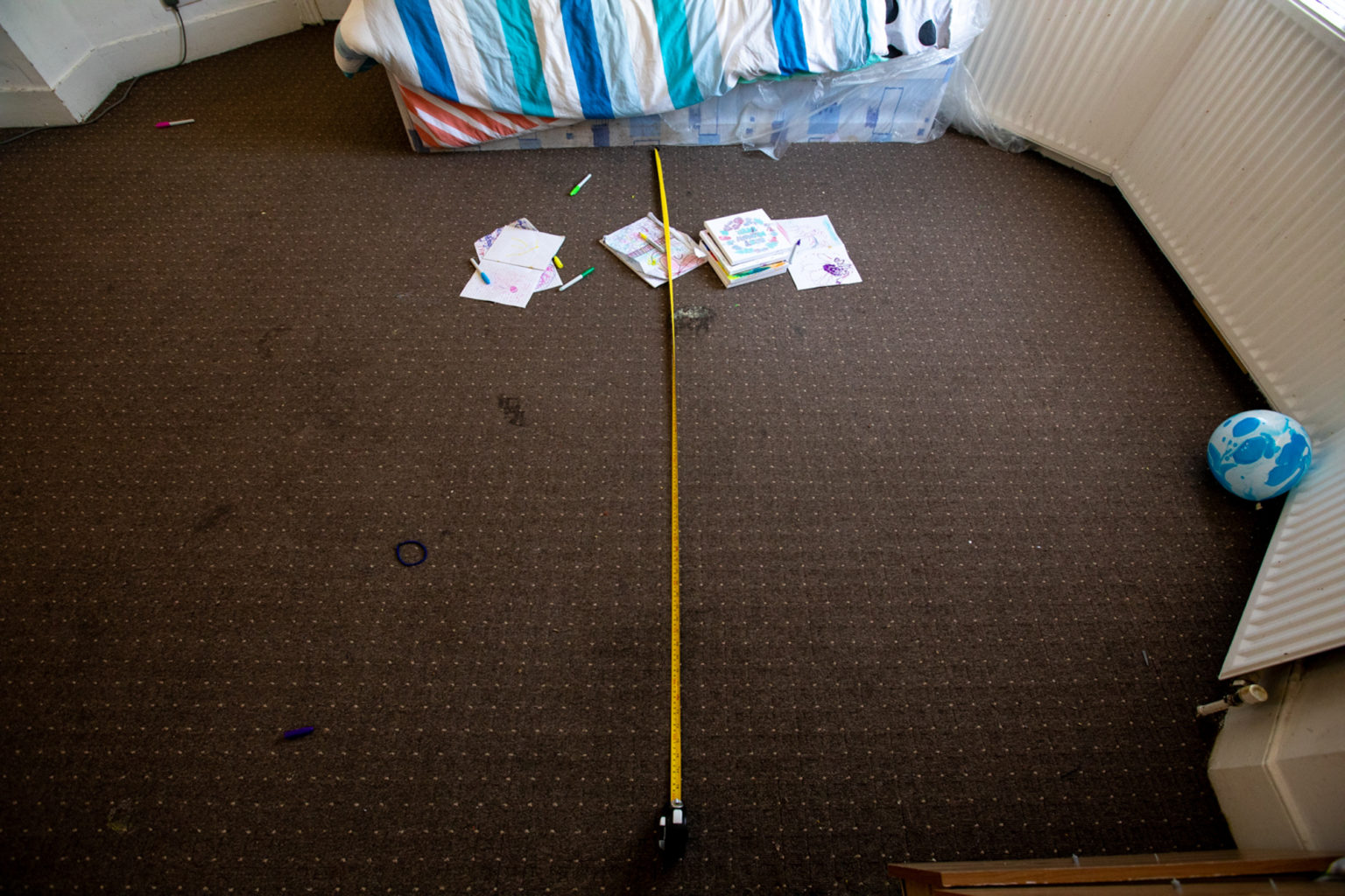 <em>2 METRES</em>: life under lockdown