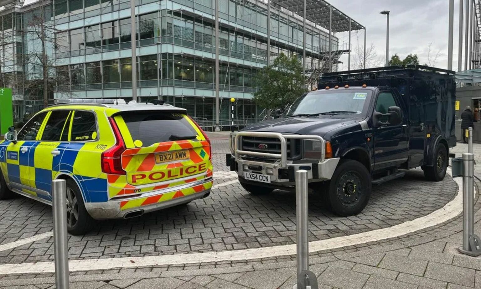 Armed terror police at Chiswick Business Park.