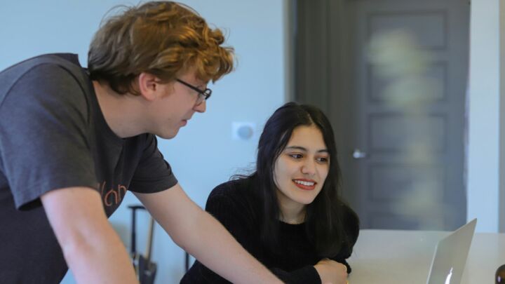 Don’t kill the office romance