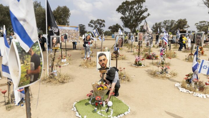 The 7 October deniers