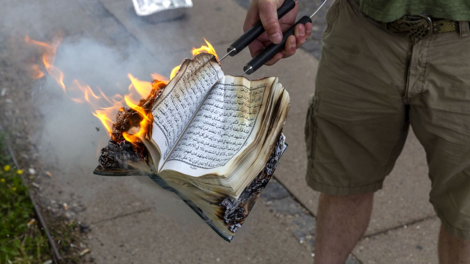 ‘You are handing power to Islamists’