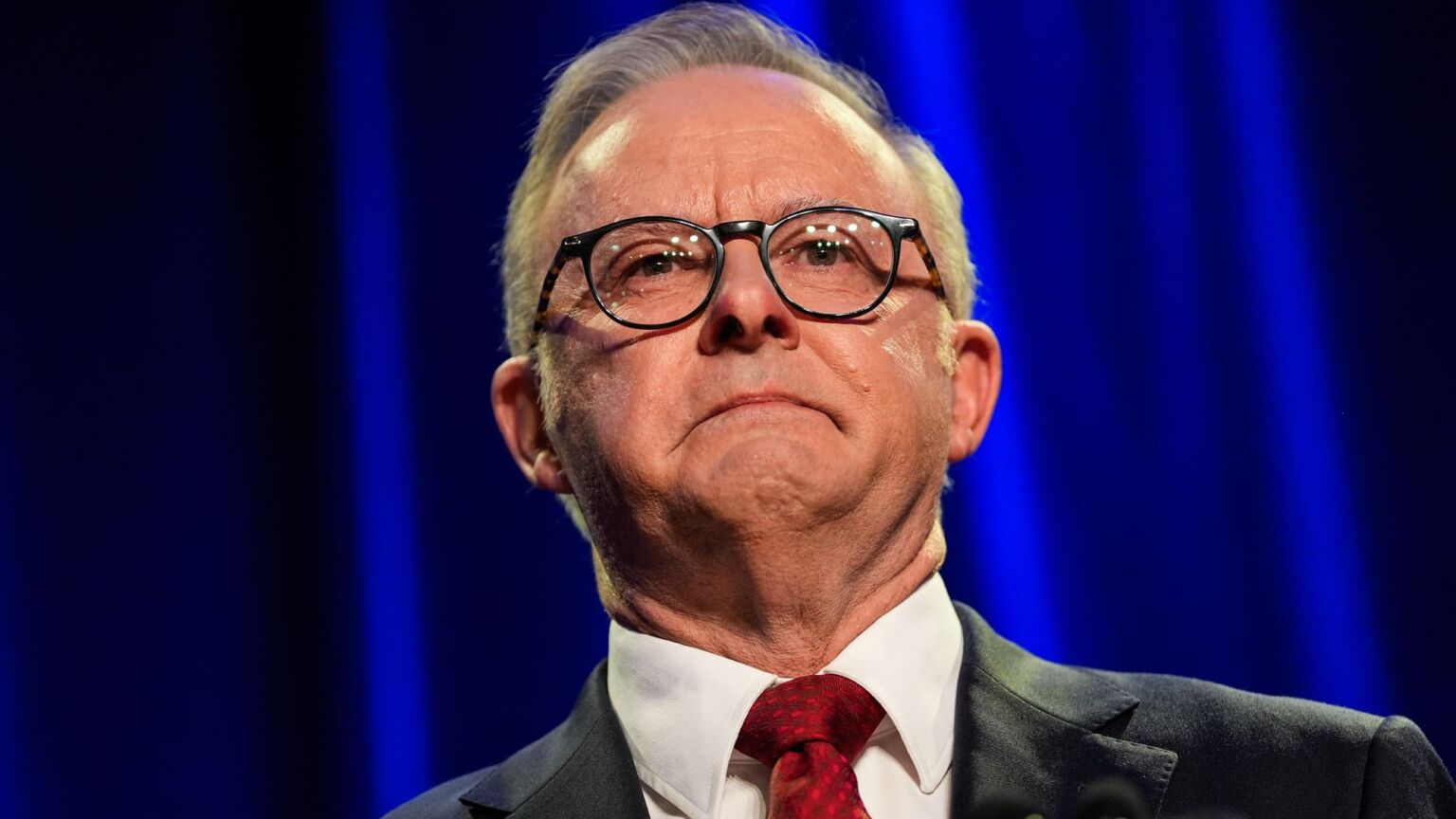 A political pillow fight Down Under