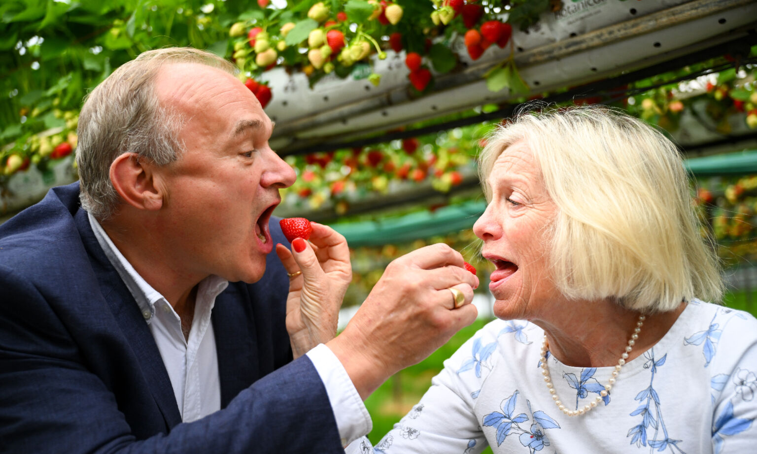 Ed Davey and MP Tessa Munt in her Wells & Mendip Hills constituency at Warren's Farm Shop, 26 August 2025.