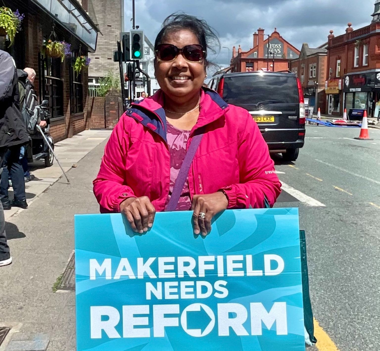 Alice, a Reform supporter.